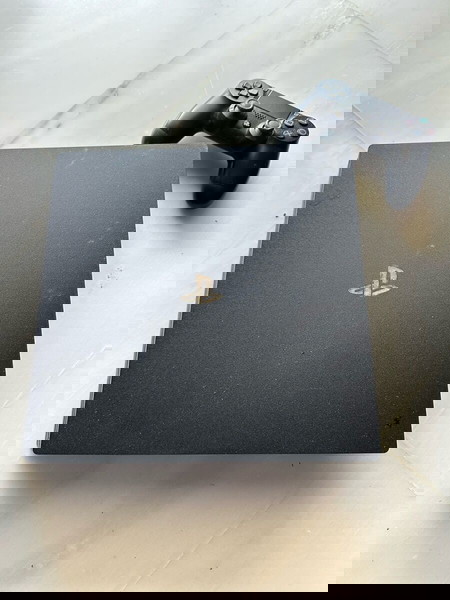 SUPER ΤΙΜΗ PlayStation 4 Pro με τηλεχειριστήριο