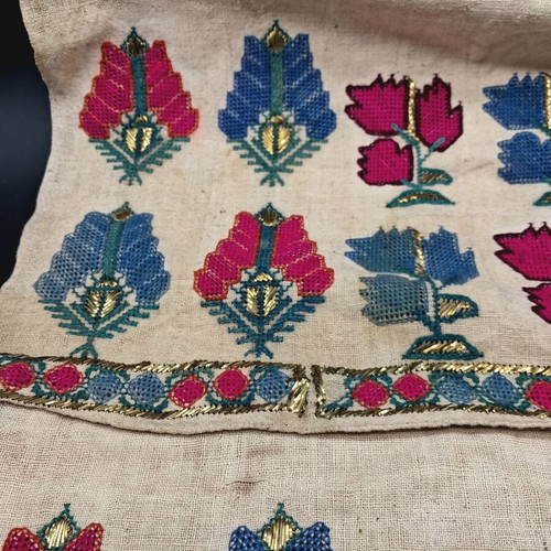 Traditional Chevres Antique with Handmade Embroidery (1.80 x 0.40 m)