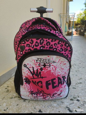 Back Me Up No Fear Queen school trolley bag used with gift pencil case