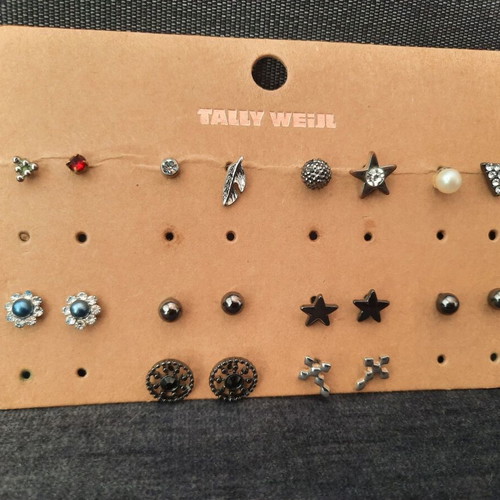 Earrings set like new, 8 single and 6 pairs multicolored