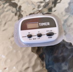 Timer for cooking and sweets, battery operated