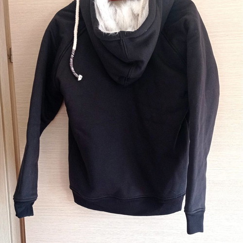 Black jacket with hood and synthetic fur lining medium new