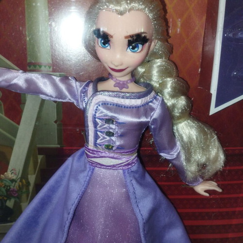 Collectible Elsa doll Disney Frozen II new in box