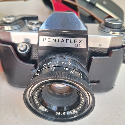 Pentaflex SL camera used with case