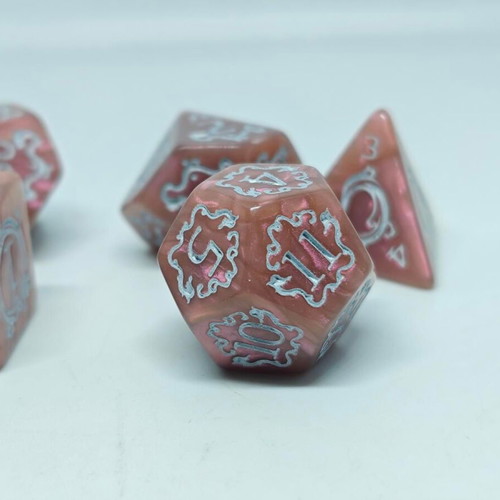 Dragon’s Breath RPG dice set like new with pearly finish