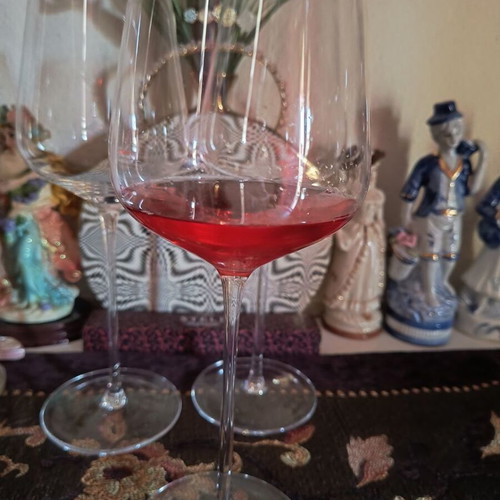 Large wine glasses new, set of 3 pieces