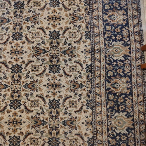 Teheran wool rug like new