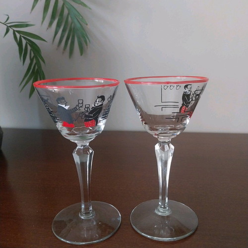 Jolley Pickwick Dickens Christmas 1948, 2 Libbey stemmed cocktail 3.5oz glasses like new