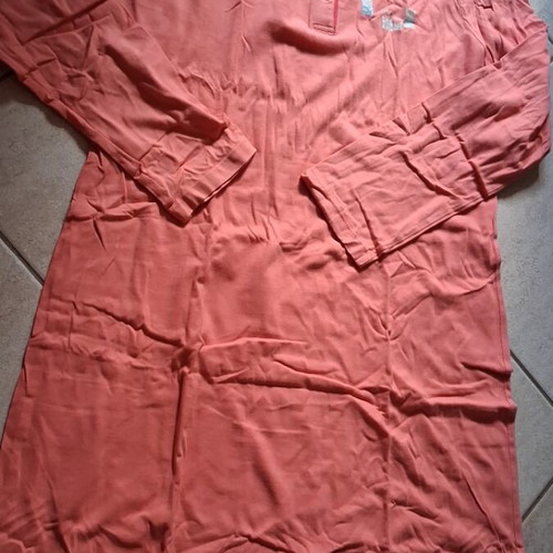 Triumph women's nightgown like new, fine cotton mako