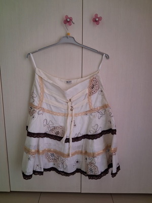 Danilo Boho Style Skirt like new, white with beige lace