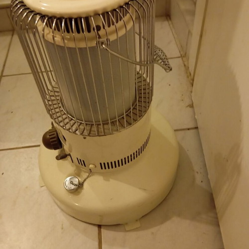 Kerosun Rainbow kerosene heater used, clean fuel