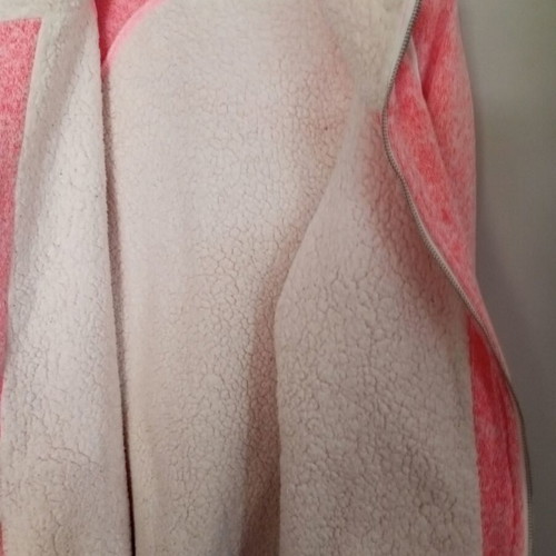 Women's fleece-lined pink jacket
