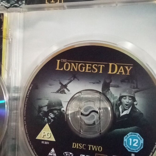 The Longest Day DVD like new, action adventure, subtitles