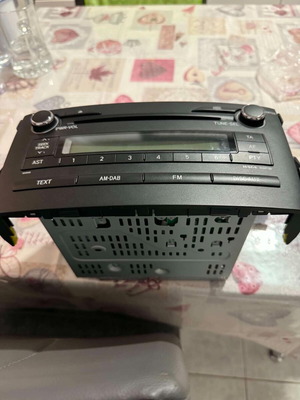 Radio Toyota Auris like new