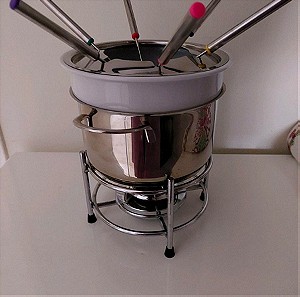 Σετ fondue με ανοξείδωτο και πορσελάνης σκεύος και 6 ανοξείδωτα πιρουνάκια διαμέτρου 19cm ύψος 23 cm