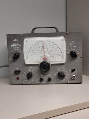 Frequency generator with tubes Japan used