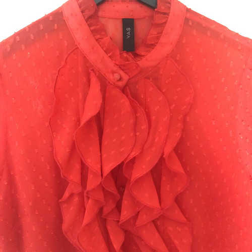 YAS red shirt in excellent condition