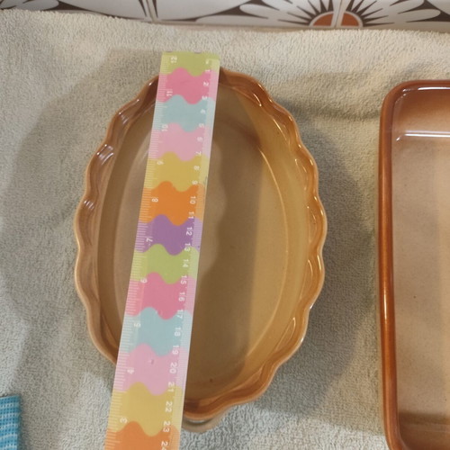 Vintage ceramic and clay ovenware set of 2, like new