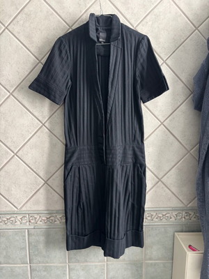 Address playsuit like new, black and blue, embossed fabric