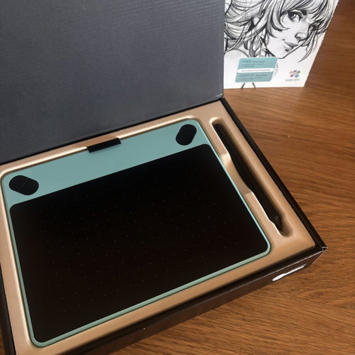 Wacom Intuos Mini Drawing Tablet like new