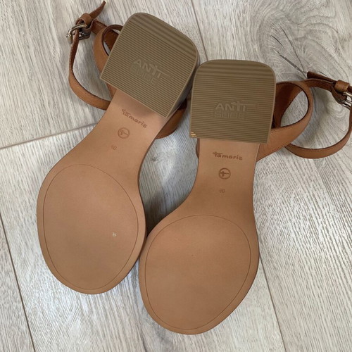 Tamaris summer sandals size 40 new, brown with ankle strap