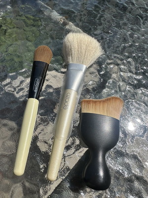 Makeup brush set 1+1=3 new