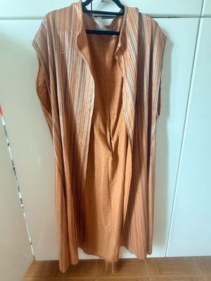 Dante dress like new, beige and orange, one size