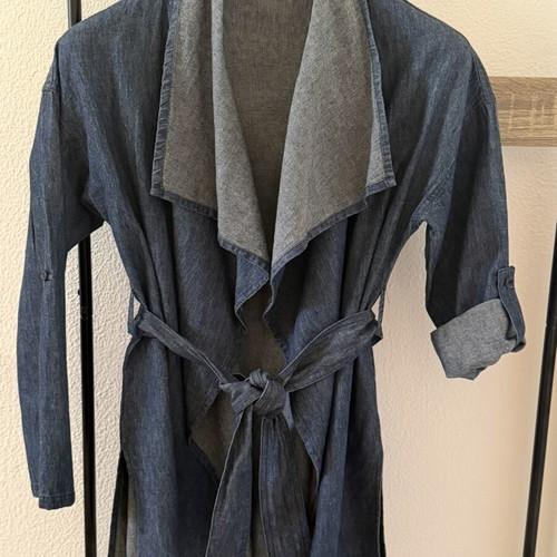 Regalinas cardigan with belt, one size, like new, blue jean fabric