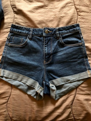 Zara shorts new, size XS, blue