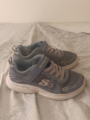 Skechers Wavy Lites-Eureka Shine sneakers size 32 used, gray and turquoise