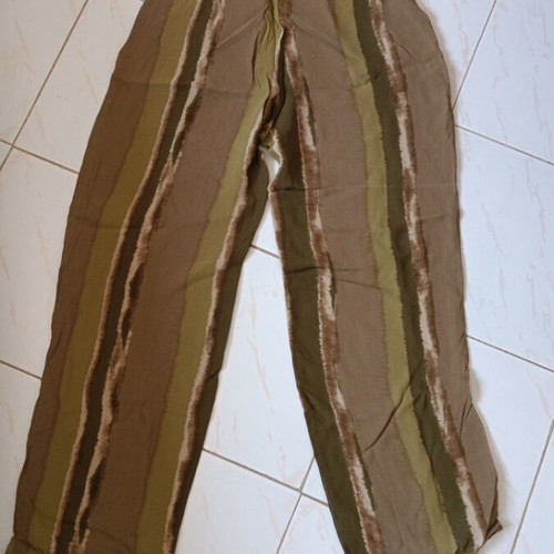 Zara pants used, medium size, colorful, pack