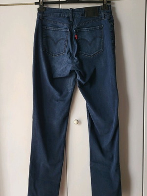 Levi's women's jeans like new