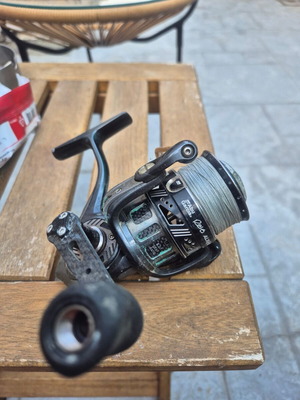 Abu Garcia 2500s carbon spinning reel