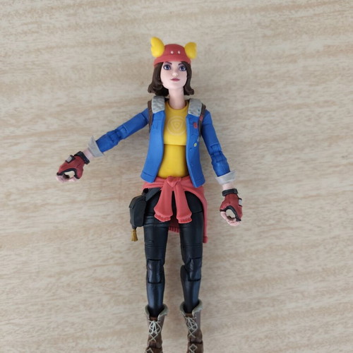 Fortnite Skye action figure, 15 cm, Victory Royale Series by Hasbro