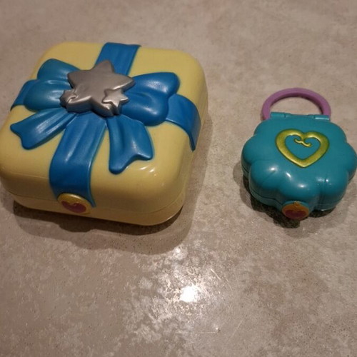 Polly Pocket toy set without figures
