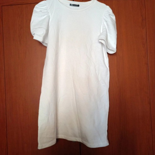 Zara women's white T shirt like new, size S