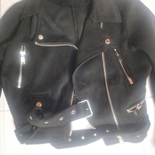 Zara suede jacket like new, size medium/small, black