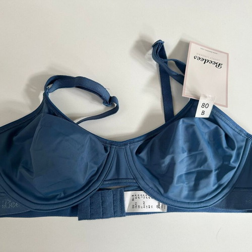 Blue Beedes bra new, unpadded, size 80B