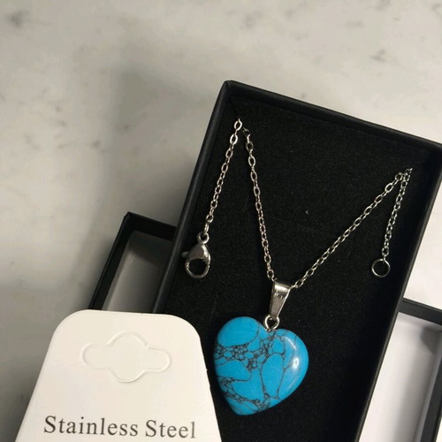 Turquoise crystal heart pendant like new with stainless steel chain