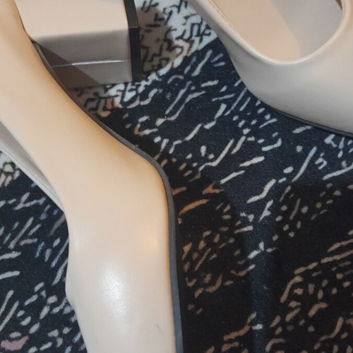 Beige high heels new, size 35.5