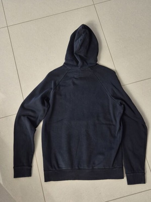 Under Armour black hoodie small