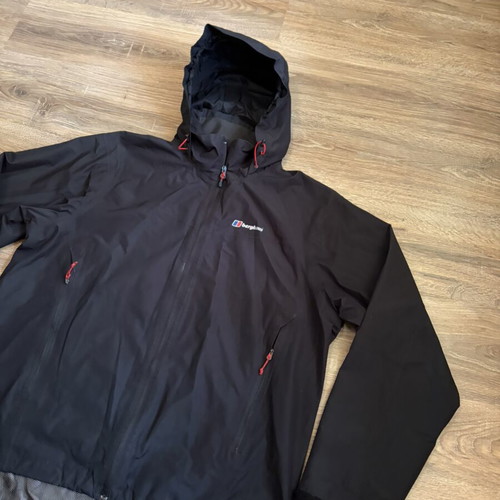 Berghaus GoreTex Stormcloud Waterproof Jacket XXL used, black