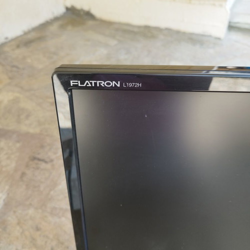 LG Flatron computer monitor