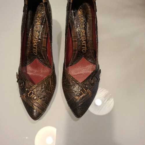 Leather pumps size 40 new, 8 cm heel