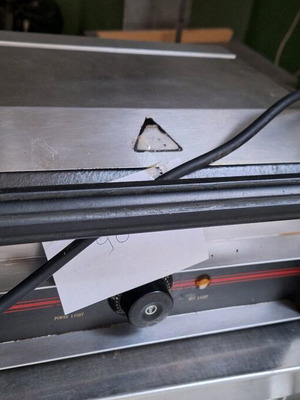 Professional sandwich maker used, in good condition
