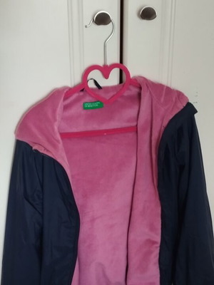 Benetton jacket like new, thin for spring and autumn, blue and pink