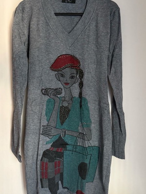 Knitted dress gray like new, one size