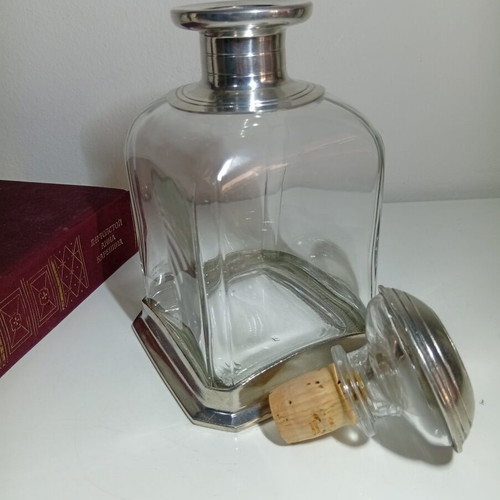 French luxury decanter for cognac and whiskey, Etain 95%