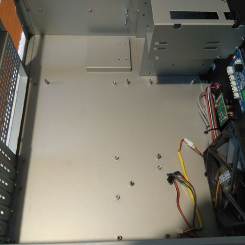 Server case like new for rack, supports motherboards up to E-ATX