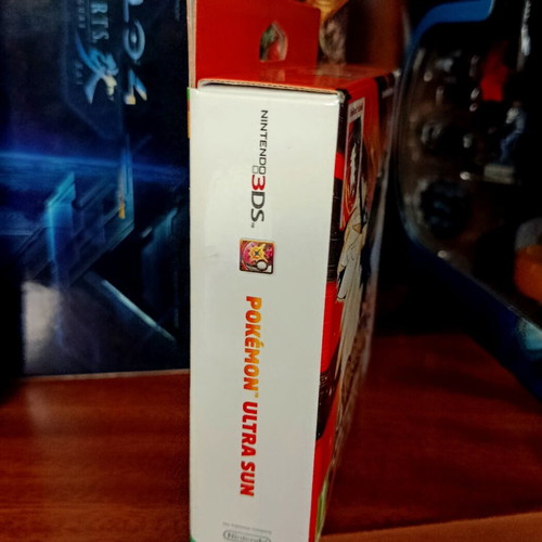 Pokemon Ultra Sun Fan Edition Nintendo 3DS game like new, English version